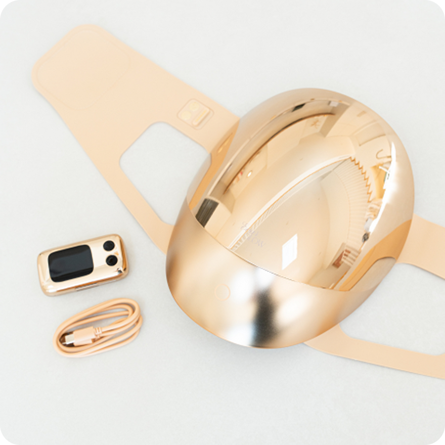 The Evar Glow LED Light Therapy Mask